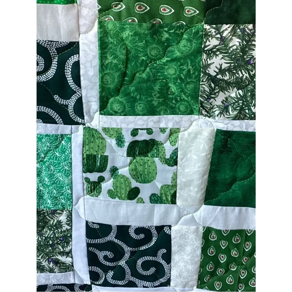 NWT Hand Crafted Green and White Bright Quilt